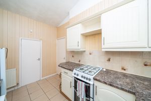 KITCHEN- click for photo gallery